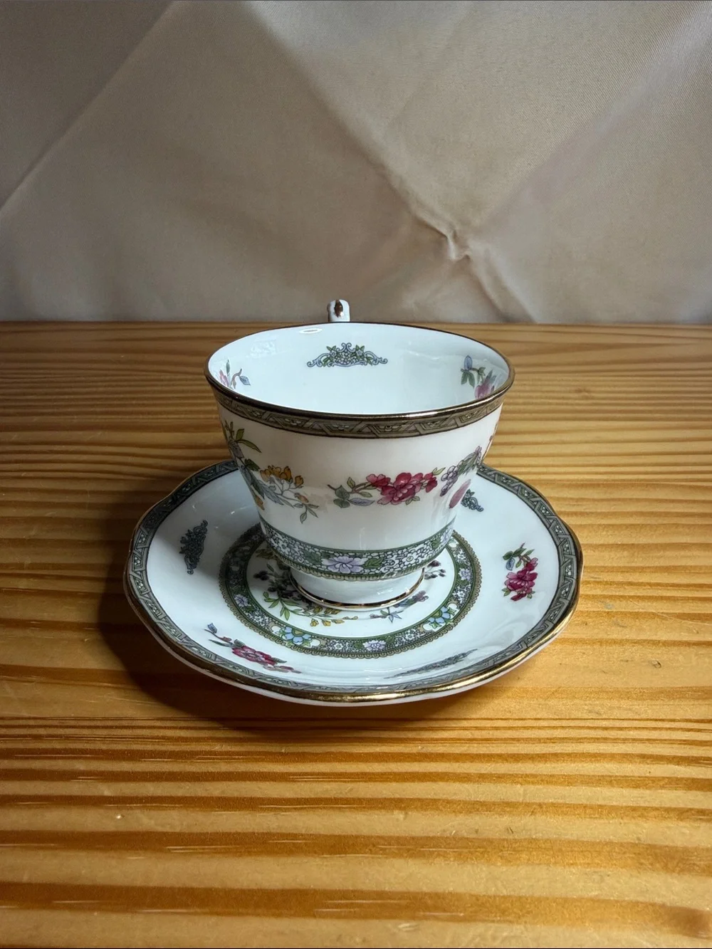 Vintage Royal Albert Paragon Tree of Kashmir Teacup Saucer Set